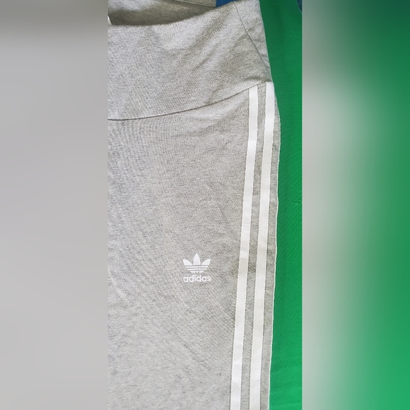 NWT Adidas Orignal Leggings - Picture 3 of 9